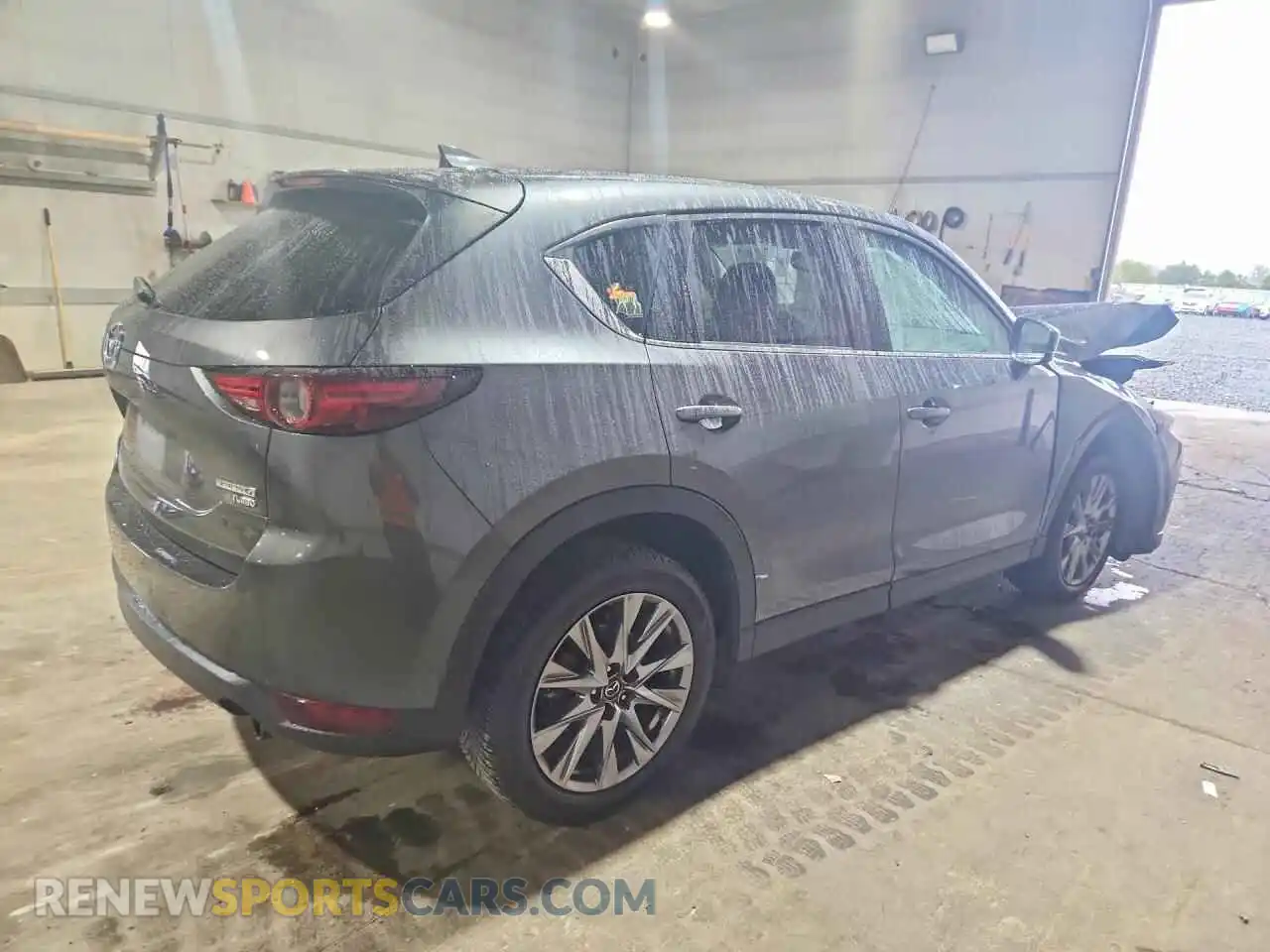 3 Photograph of a damaged car JM3KFBAY8M0343661 MAZDA CX-5 2021