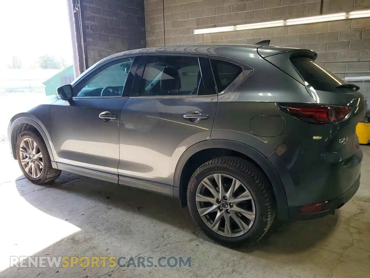 2 Фотография поврежденного автомобиля JM3KFBAY9M0428069 MAZDA CX-5 2021