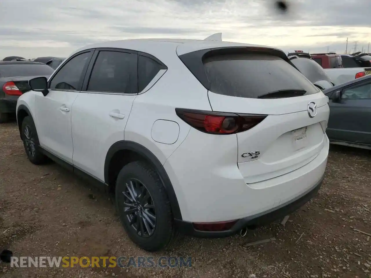 2 fotografías del automóvil dañado JM3KFBBM6M0398234 MAZDA CX-5 2021