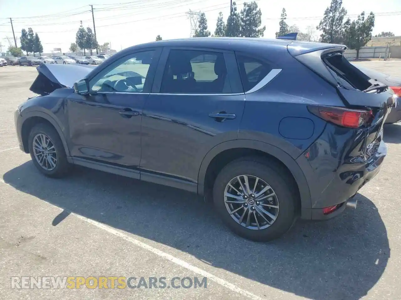2 fotografías del automóvil dañado JM3KFBCM3M0444410 MAZDA CX-5 2021