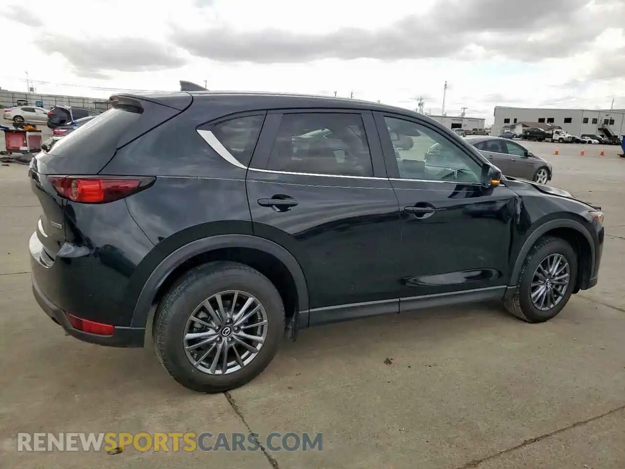 3 fotografías del automóvil dañado JM3KFBCM4M0496421 MAZDA CX-5 2021