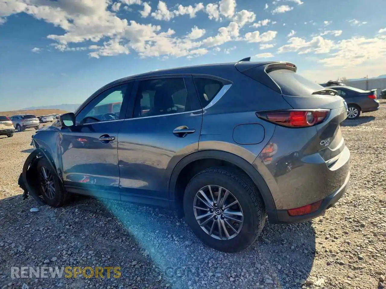 2 fotografías del automóvil dañado JM3KFBCM5M0325306 MAZDA CX-5 2021