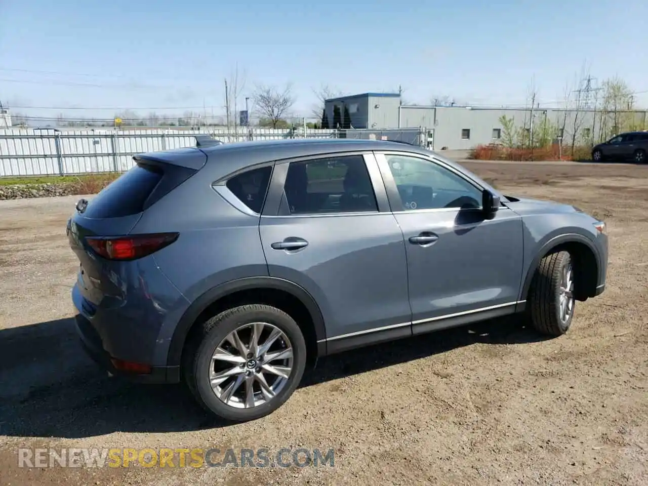 3 fotografías del automóvil dañado JM3KFBCM6M0415225 MAZDA CX-5 2021
