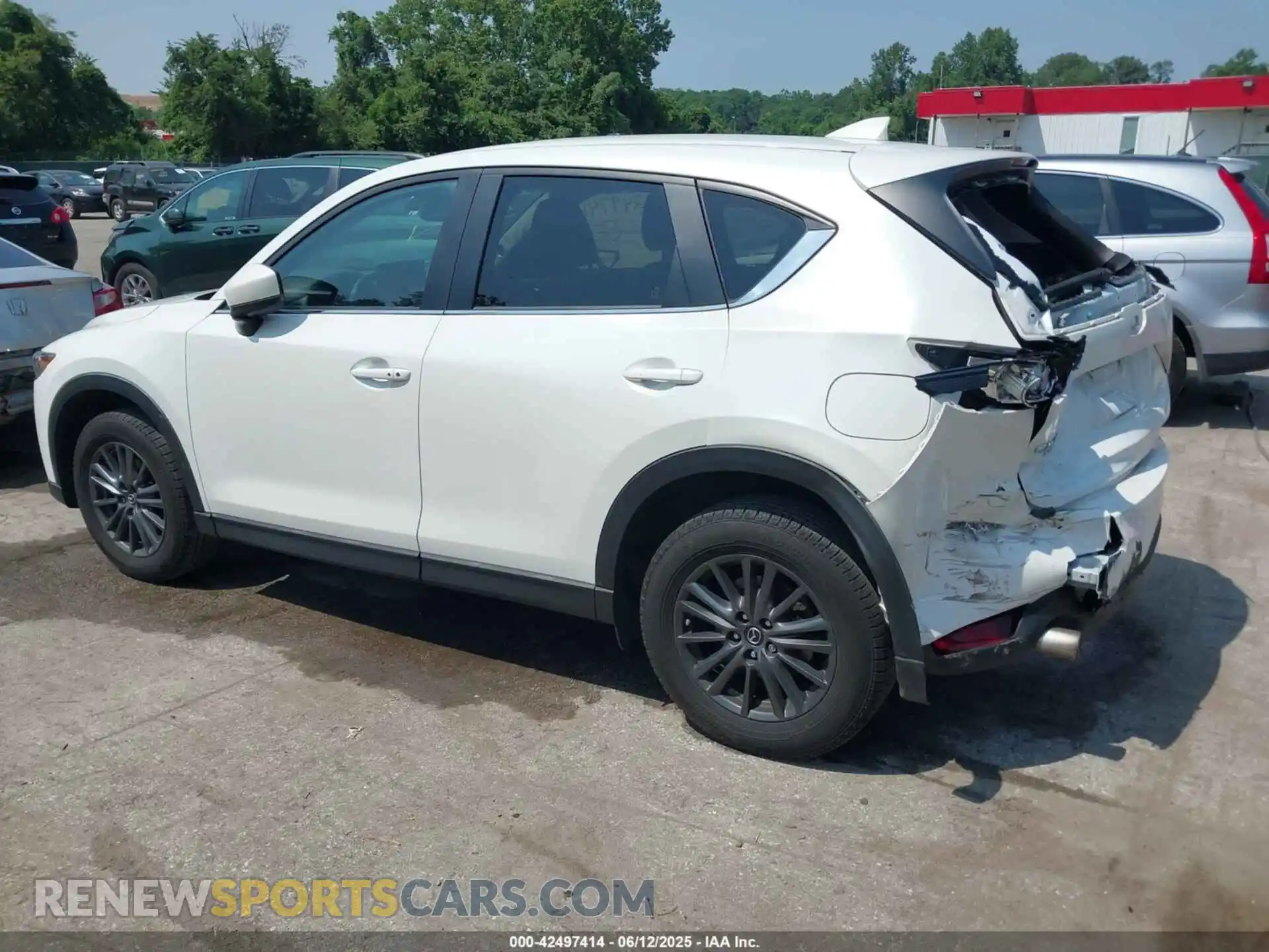 3 Photograph of a damaged car JM3KFBCMXM0404003 MAZDA CX-5 2021