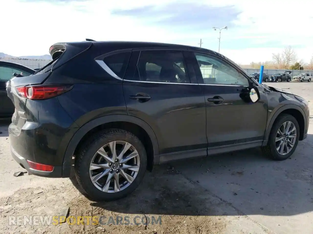 3 Photograph of a damaged car JM3KFBDM0M0327687 MAZDA CX-5 2021