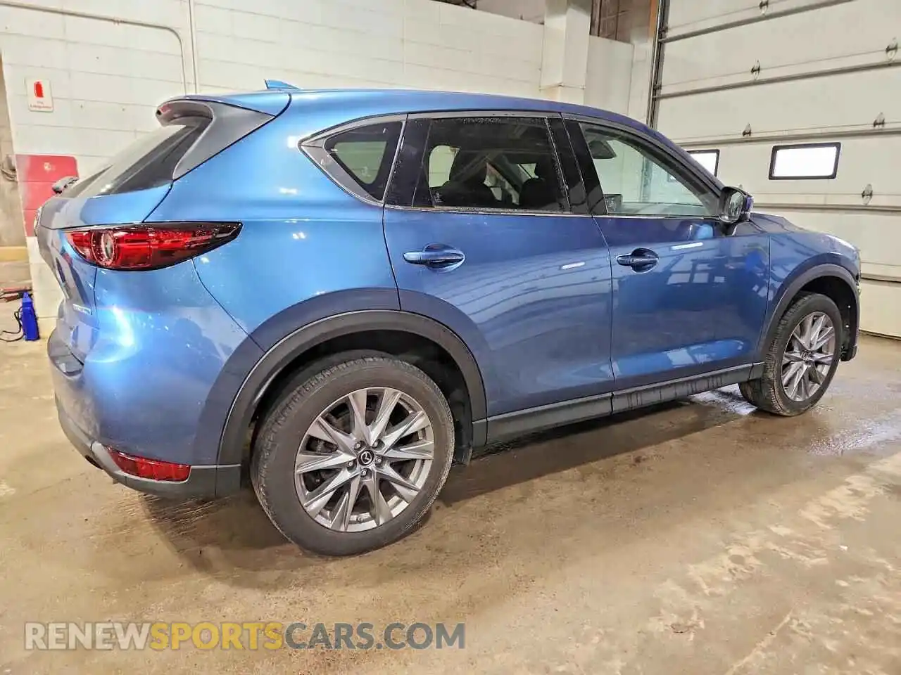 3 Photograph of a damaged car JM3KFBDM1M0405846 MAZDA CX-5 2021