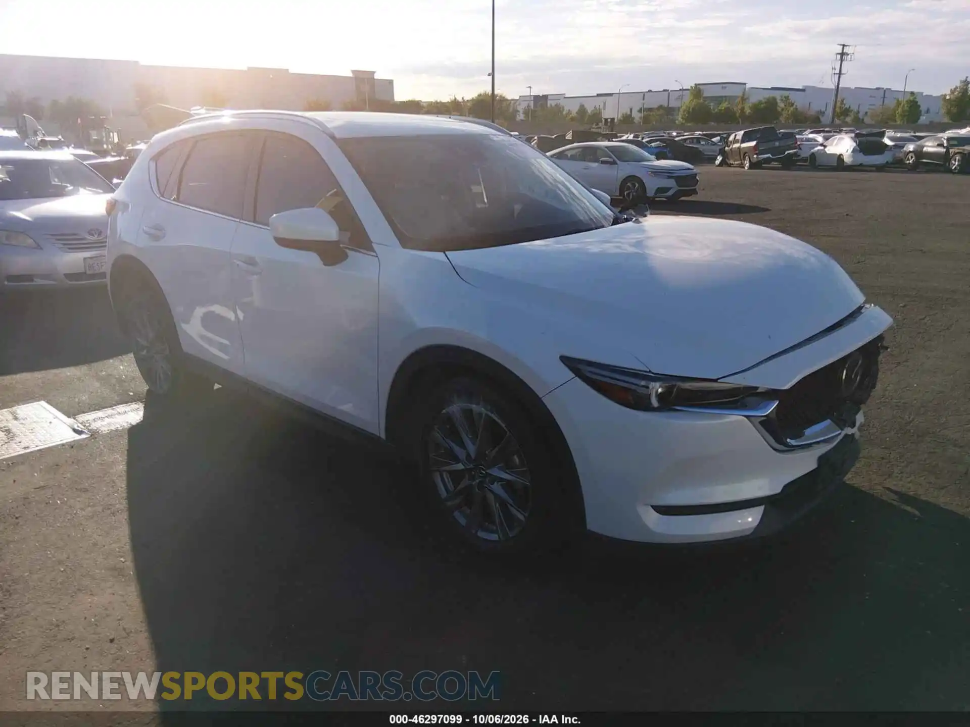 1 Фотография поврежденного автомобиля JM3KFBDM2M1300940 MAZDA CX-5 2021