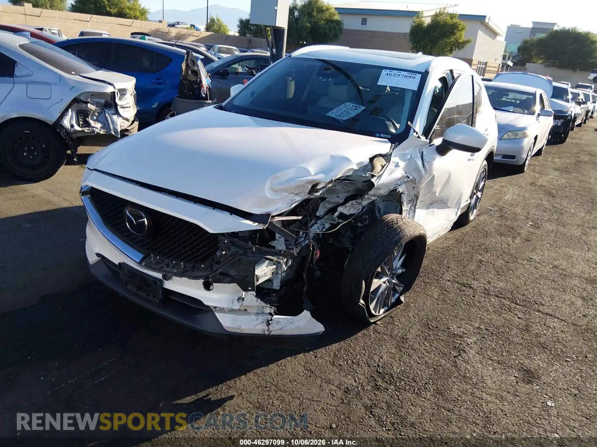 2 Фотография поврежденного автомобиля JM3KFBDM2M1300940 MAZDA CX-5 2021