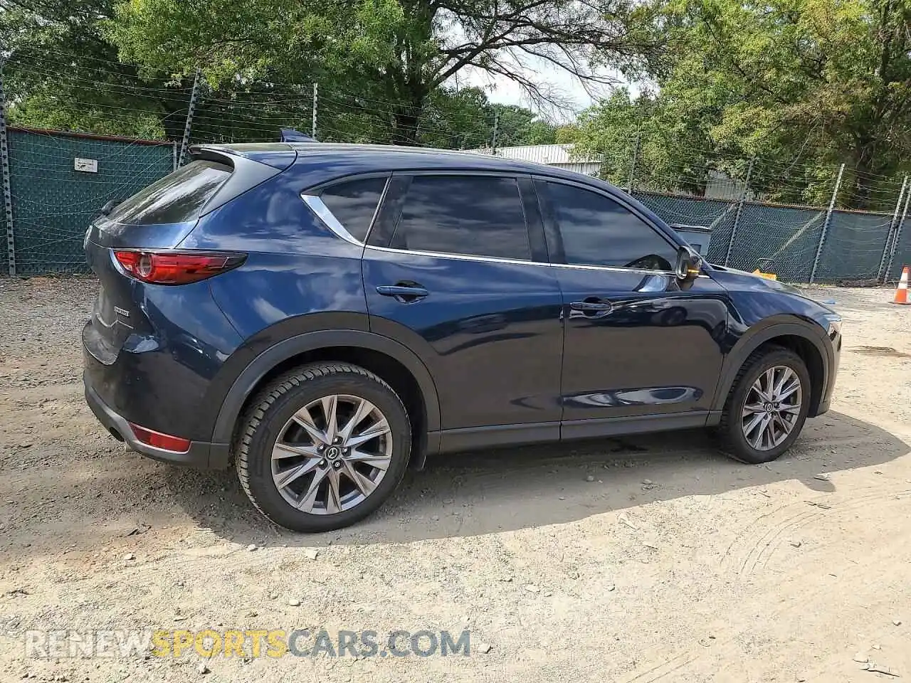 3 Фотография поврежденного автомобиля JM3KFBDM2M1302669 MAZDA CX-5 2021