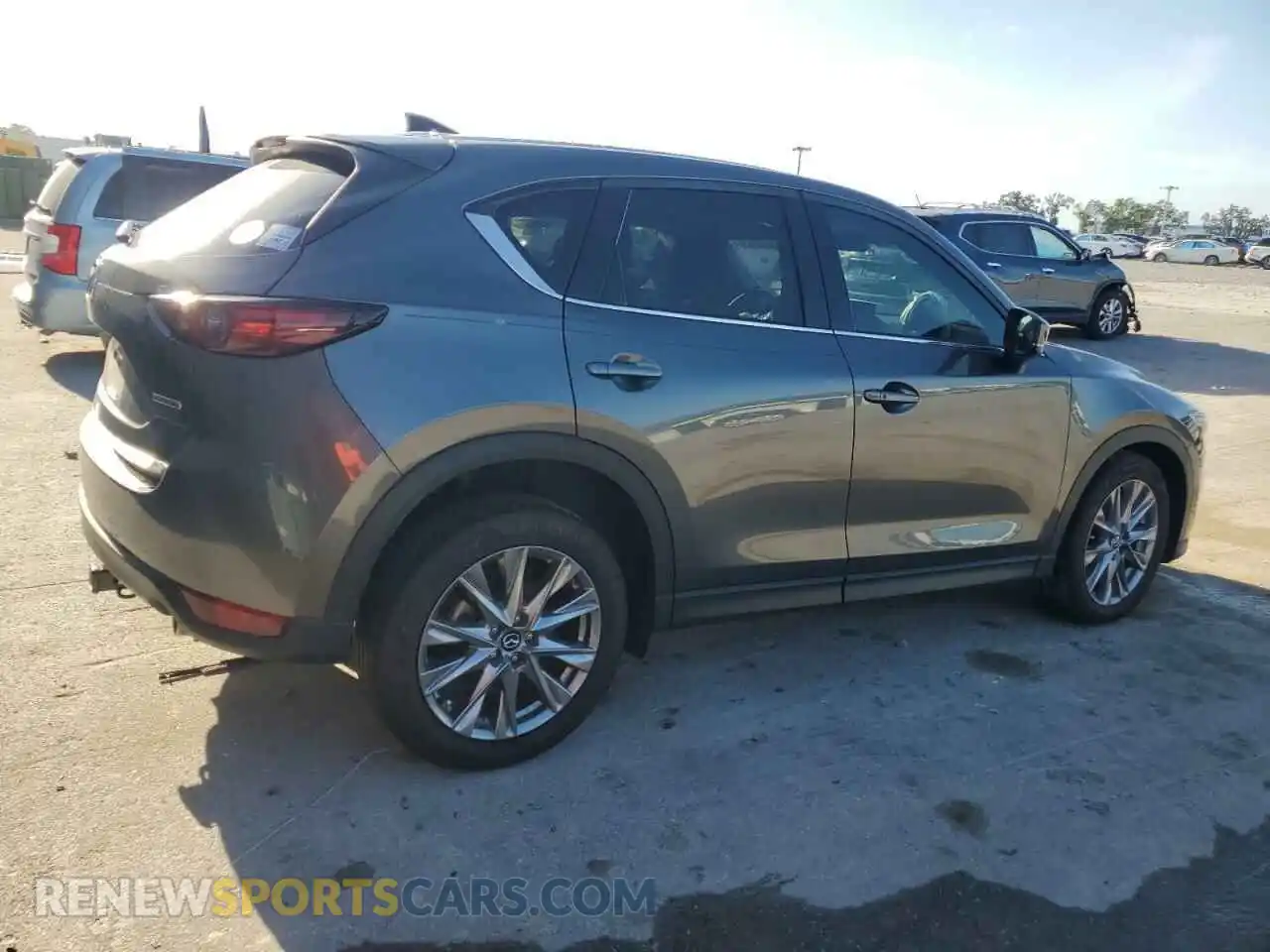 3 Photograph of a damaged car JM3KFBDM3M0467314 MAZDA CX-5 2021