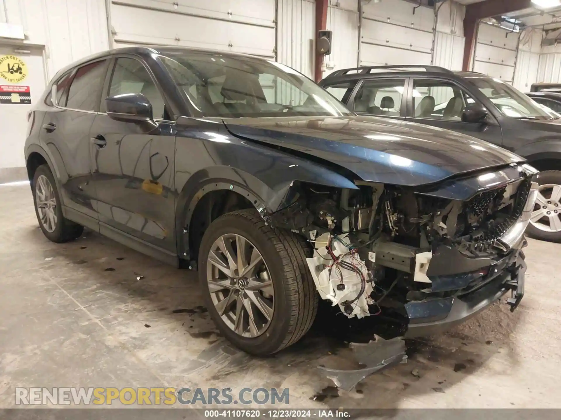 1 Photograph of a damaged car JM3KFBDM3M1370155 MAZDA CX-5 2021