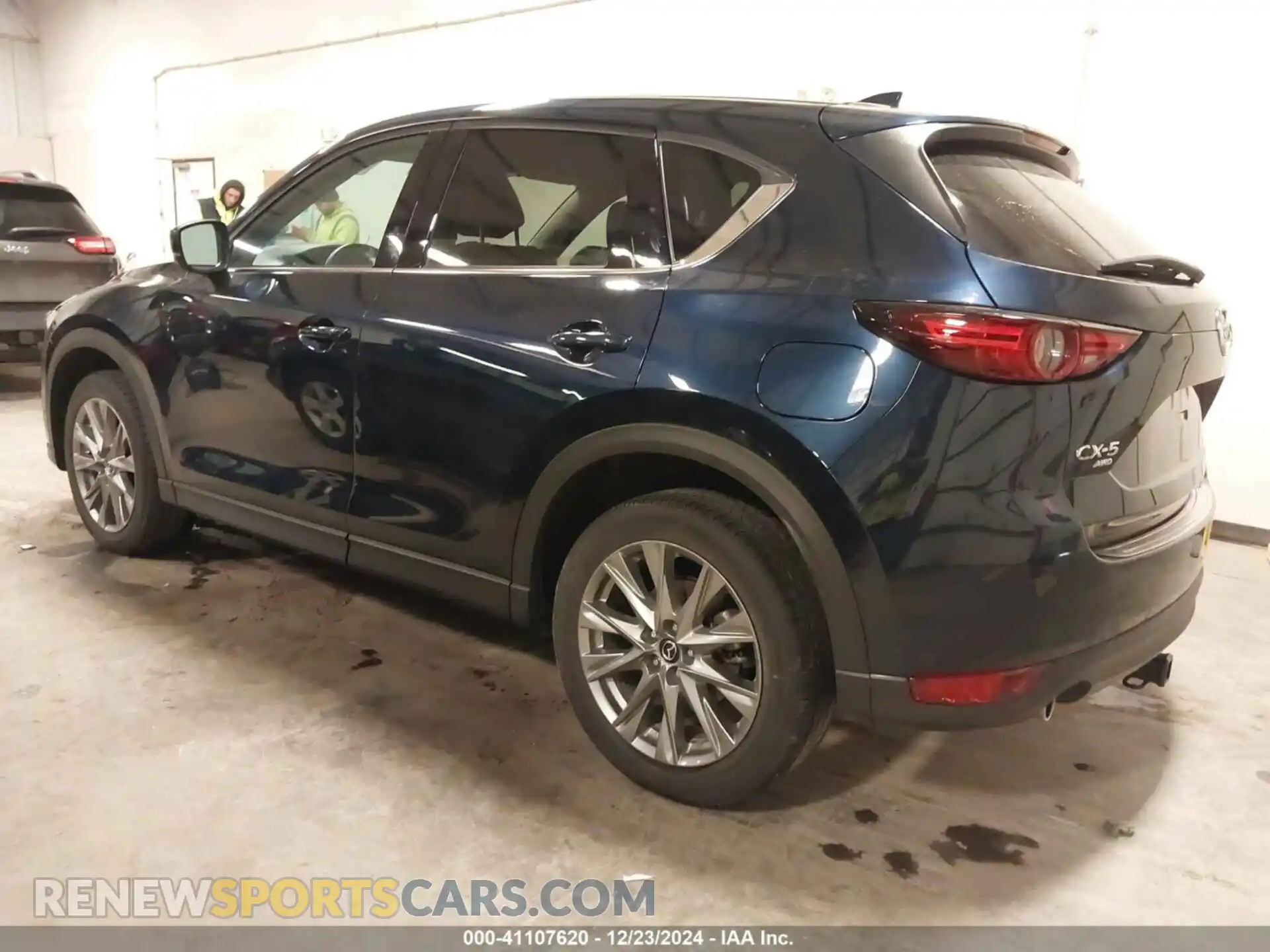 3 Photograph of a damaged car JM3KFBDM3M1370155 MAZDA CX-5 2021