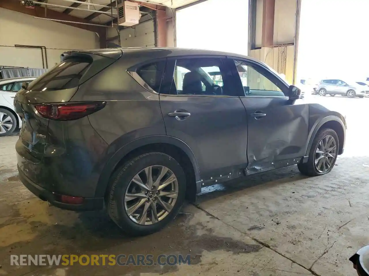 3 Photograph of a damaged car JM3KFBDM3M1493101 MAZDA CX-5 2021