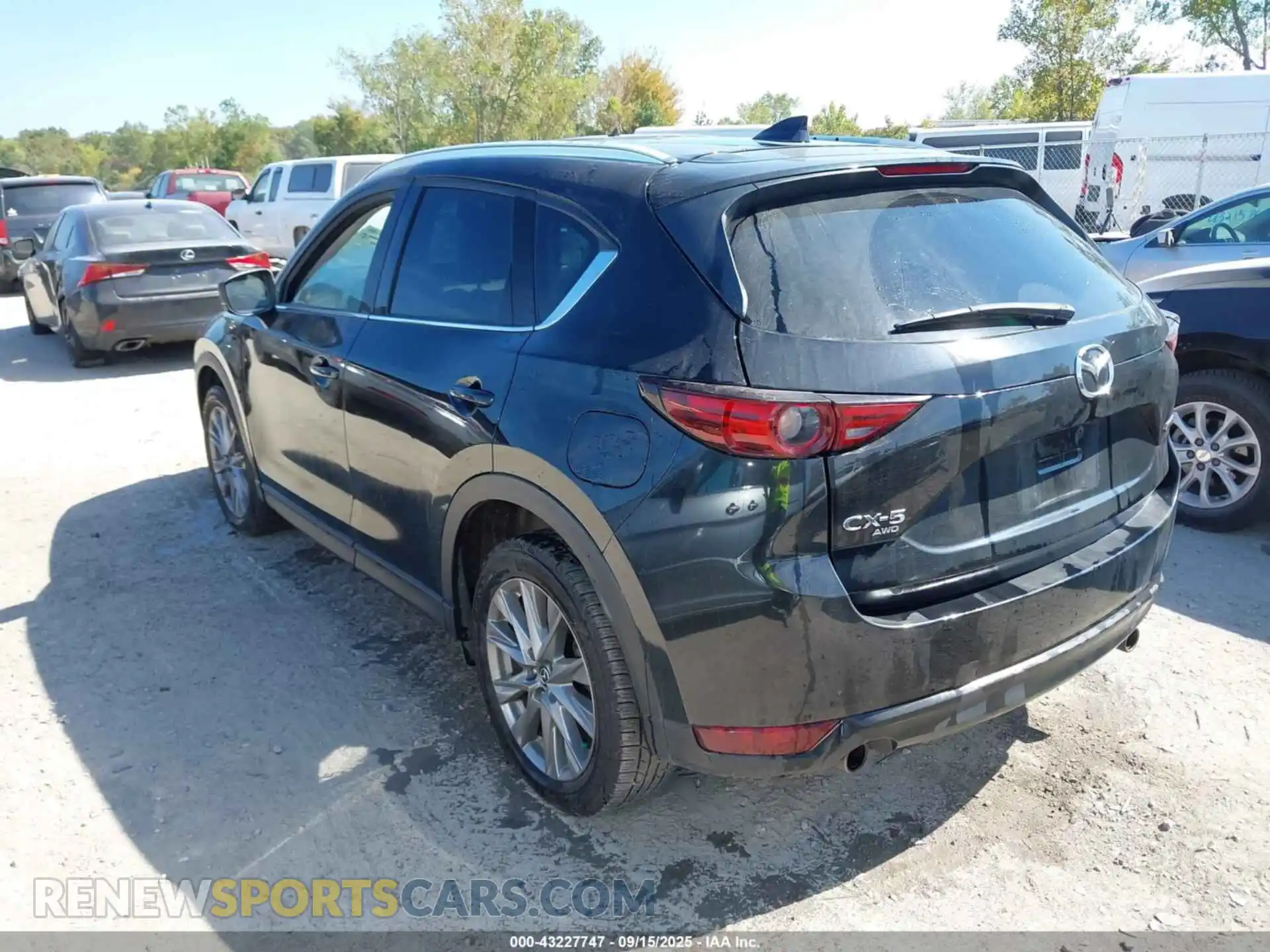3 Photograph of a damaged car JM3KFBDM4M1300938 MAZDA CX-5 2021