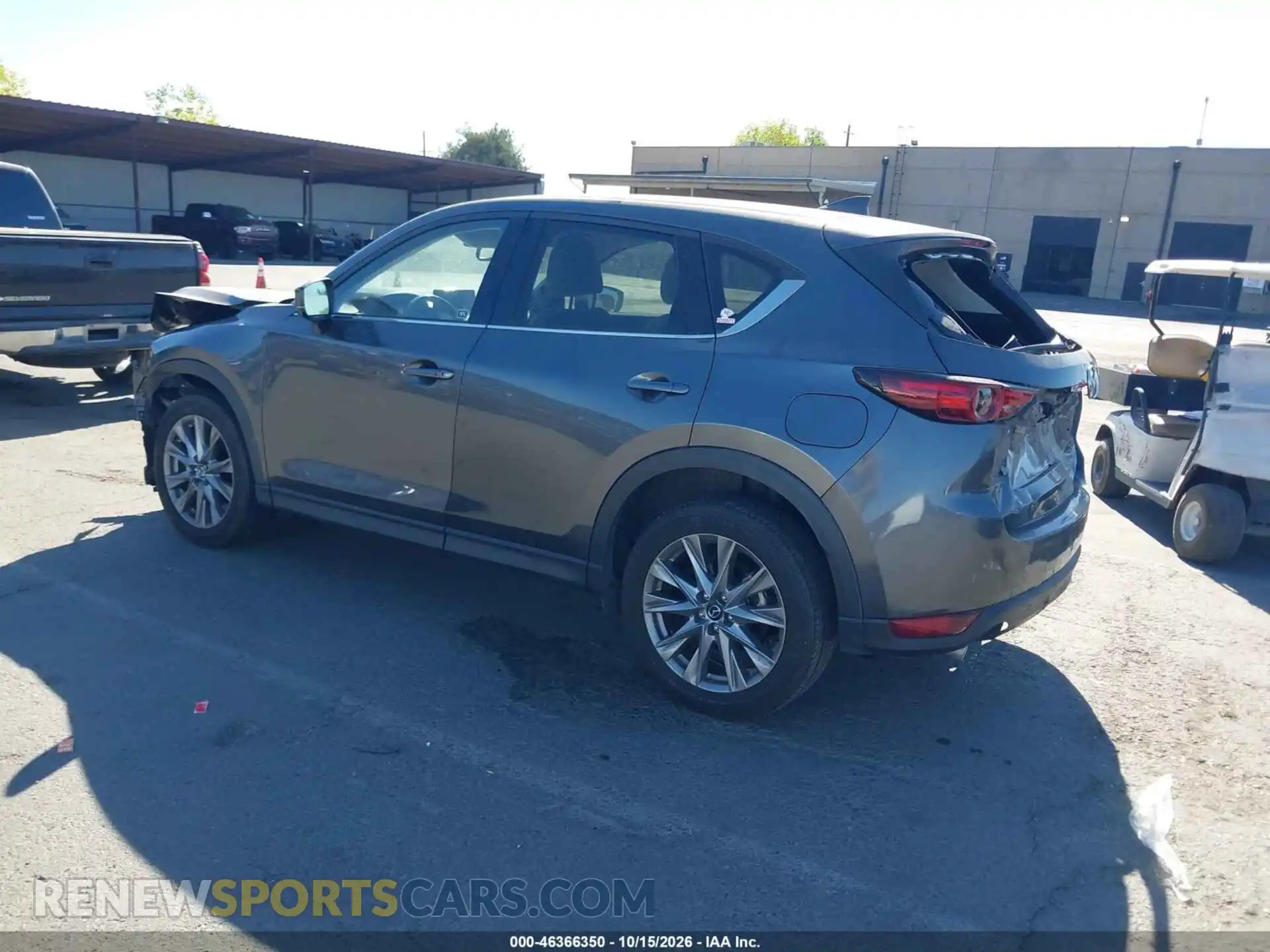 3 fotografías del automóvil dañado JM3KFBDM5M0489461 MAZDA CX-5 2021
