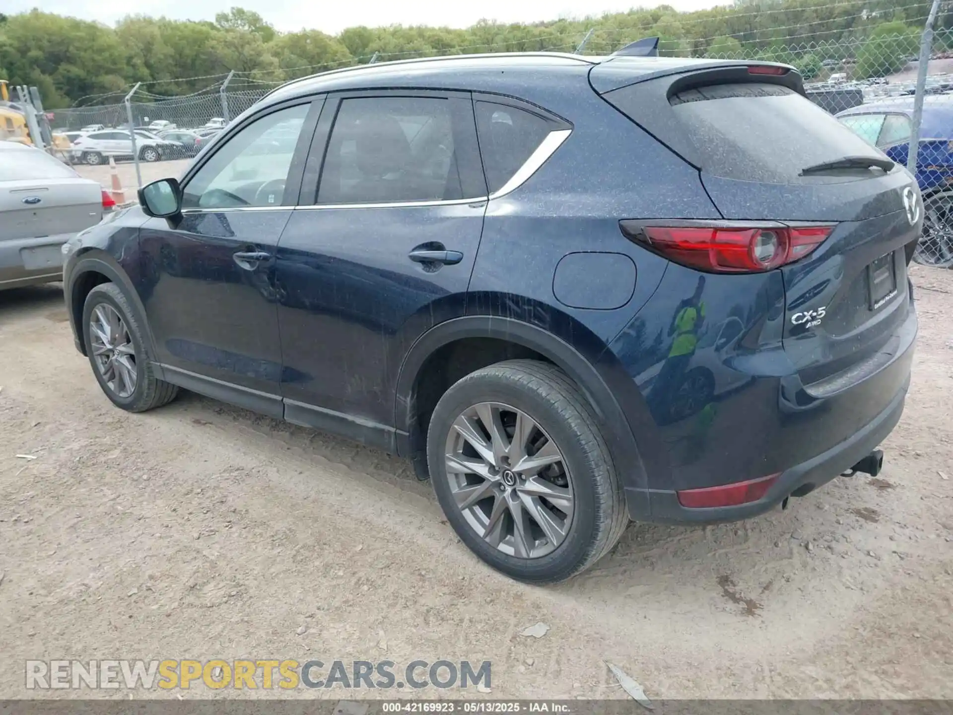 3 Photograph of a damaged car JM3KFBDM6M0413327 MAZDA CX-5 2021