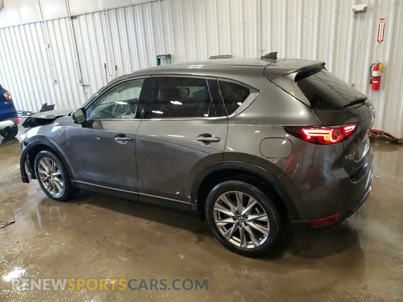 2 Photograph of a damaged car JM3KFBDM6M0478372 MAZDA CX-5 2021