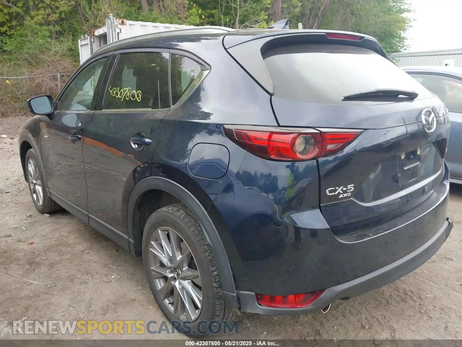 3 Photograph of a damaged car JM3KFBDM6M1300584 MAZDA CX-5 2021