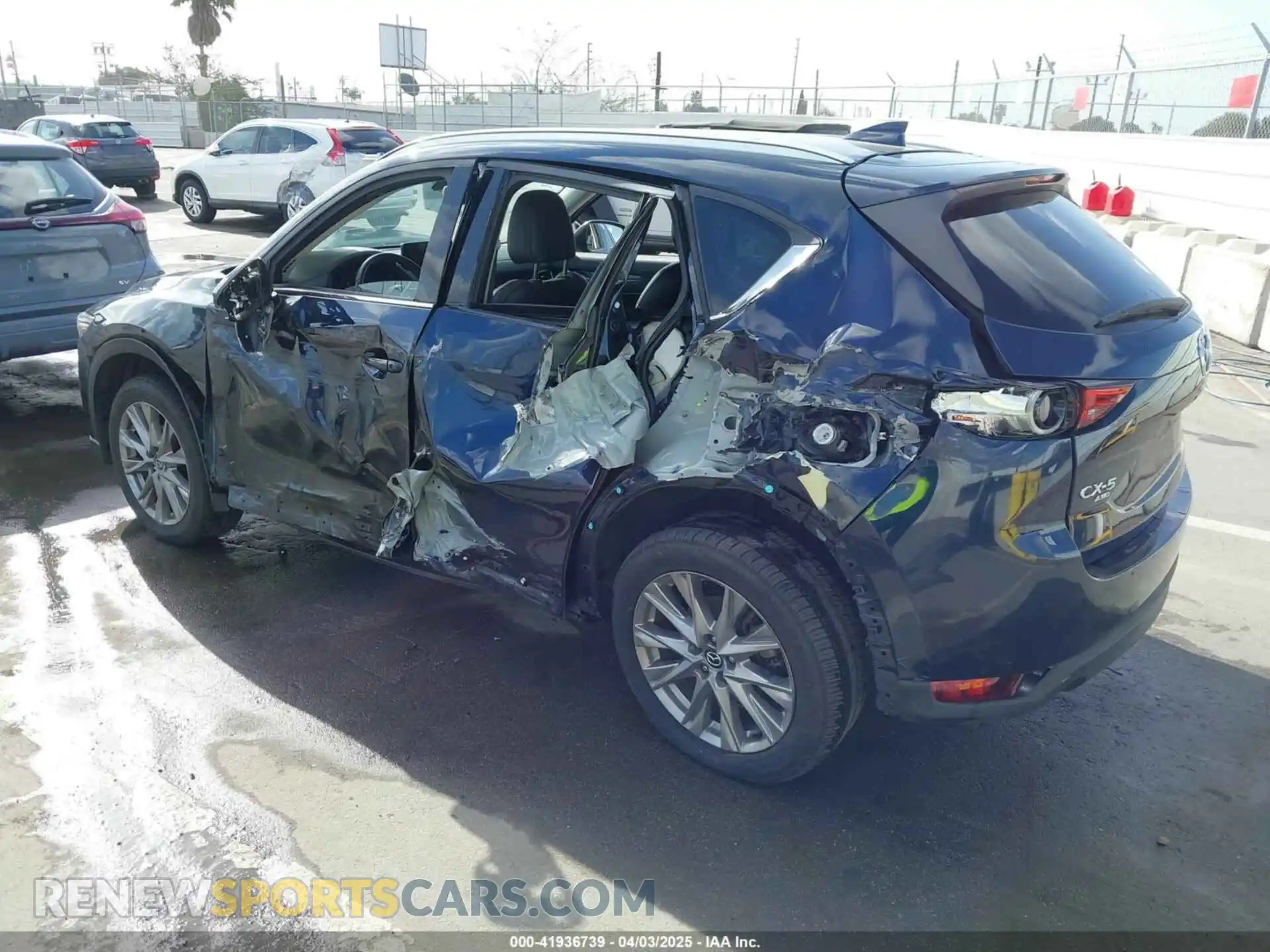 3 Photograph of a damaged car JM3KFBDM6M1312573 MAZDA CX-5 2021