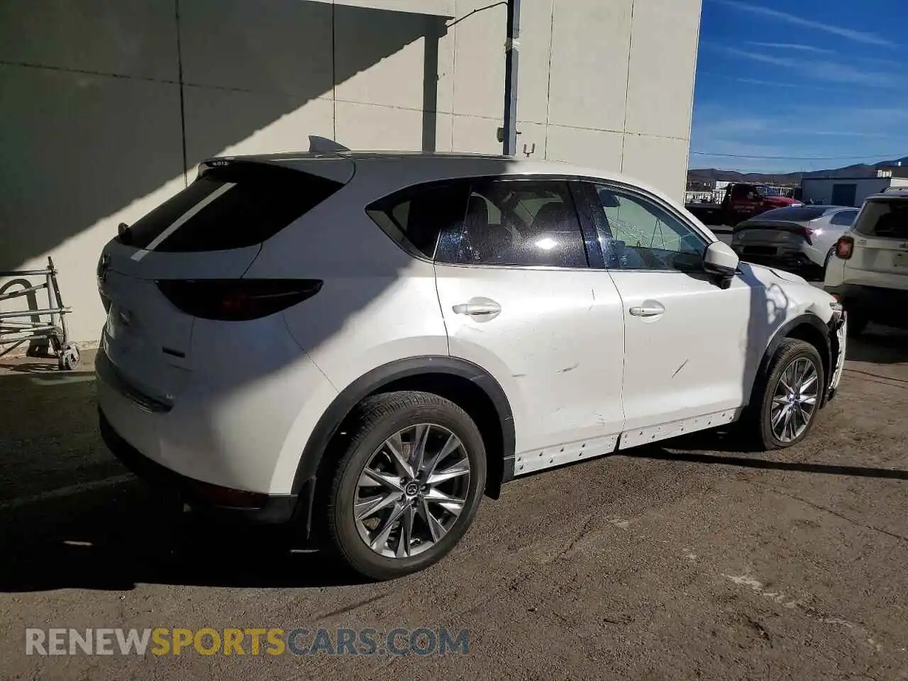 3 Photograph of a damaged car JM3KFBDM7M1457878 MAZDA CX-5 2021