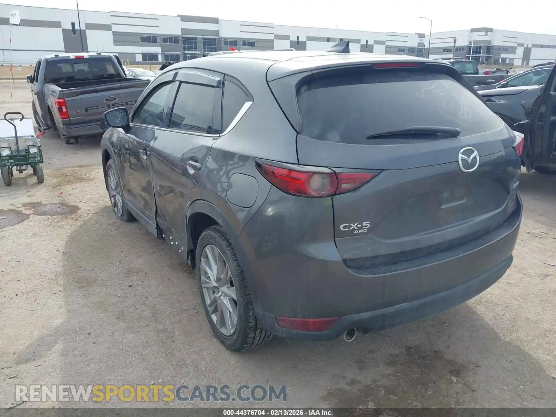 3 Фотография поврежденного автомобиля JM3KFBDM8M1457484 MAZDA CX-5 2021