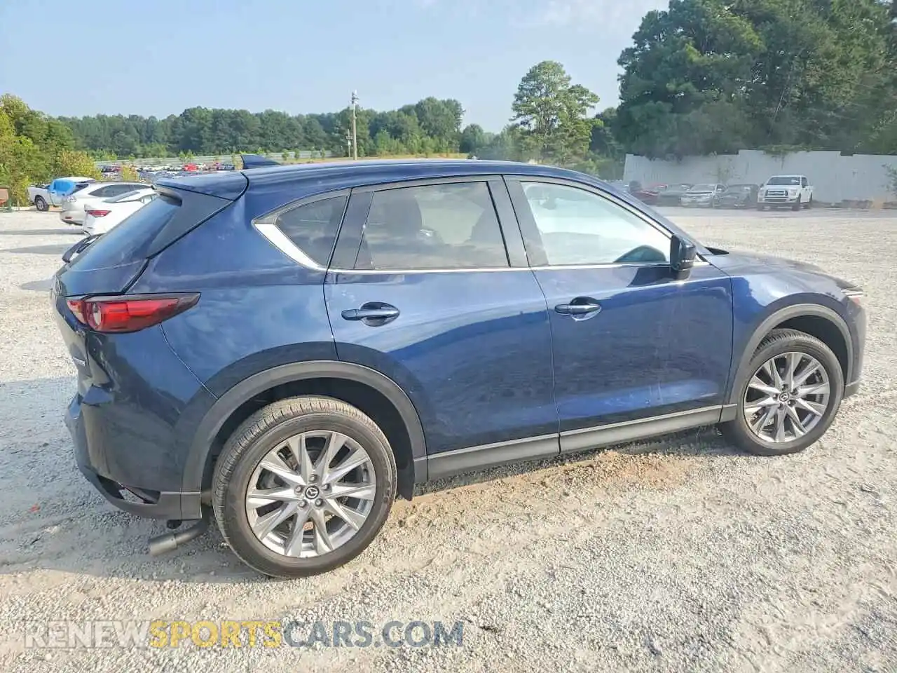 3 fotografías del automóvil dañado JM3KFBDM9M0452638 MAZDA CX-5 2021