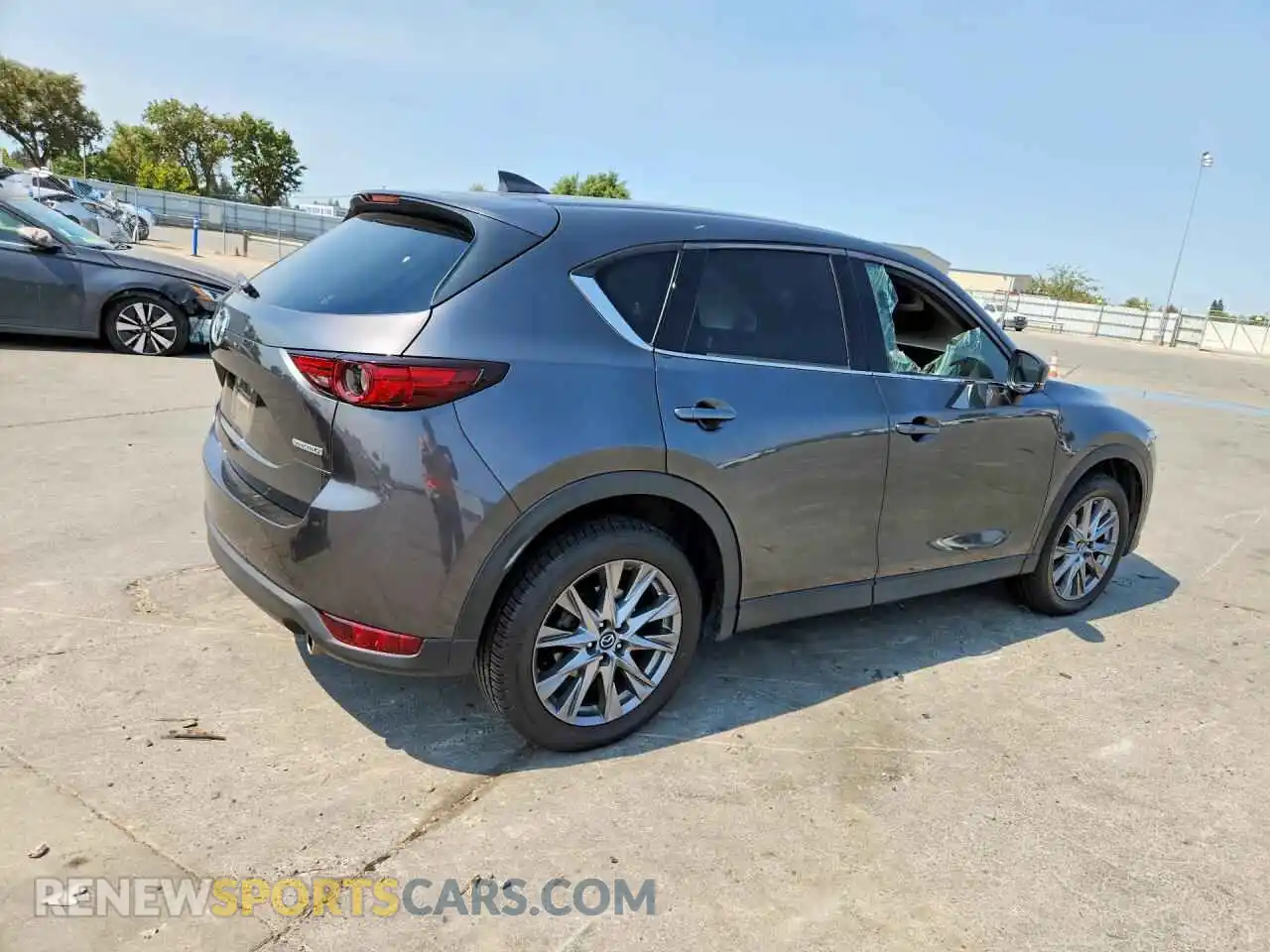3 Фотография поврежденного автомобиля JM3KFBDM9M1499162 MAZDA CX-5 2021