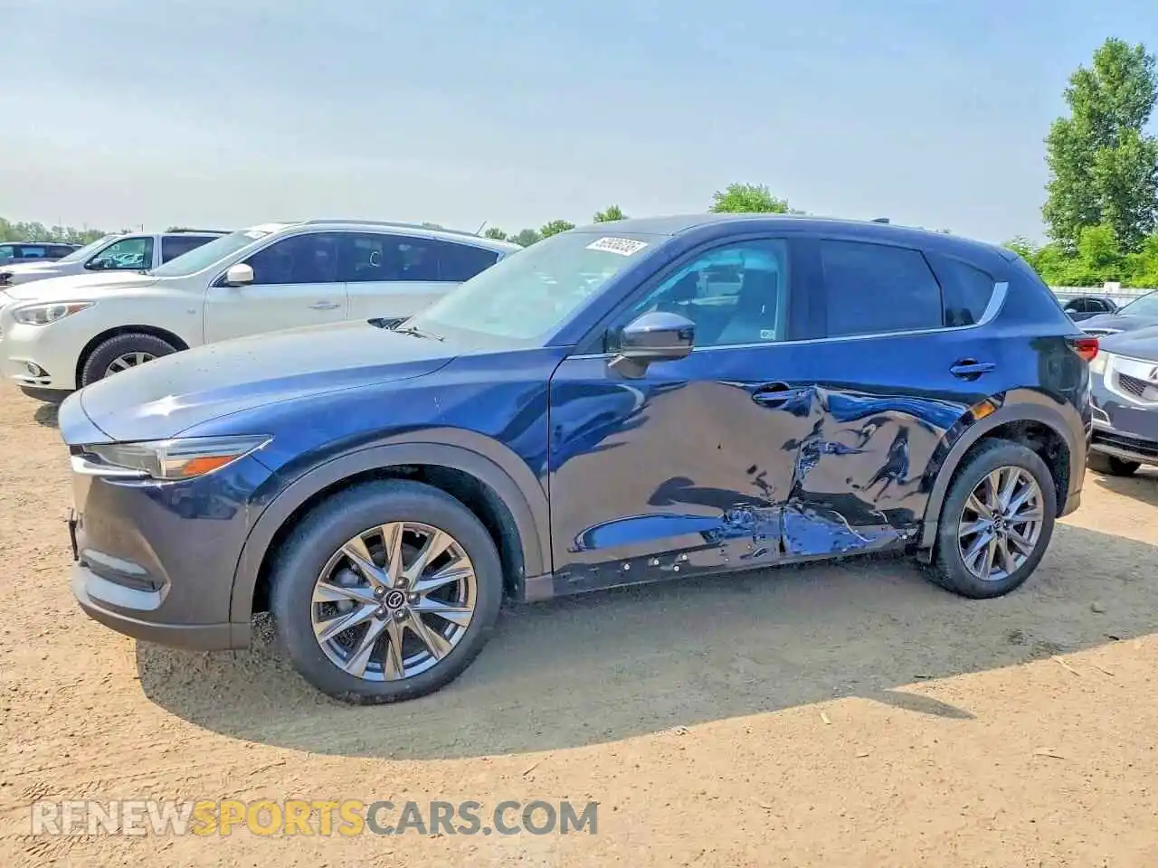 1 Фотография поврежденного автомобиля JM3KFBDMXM0103505 MAZDA CX-5 2021