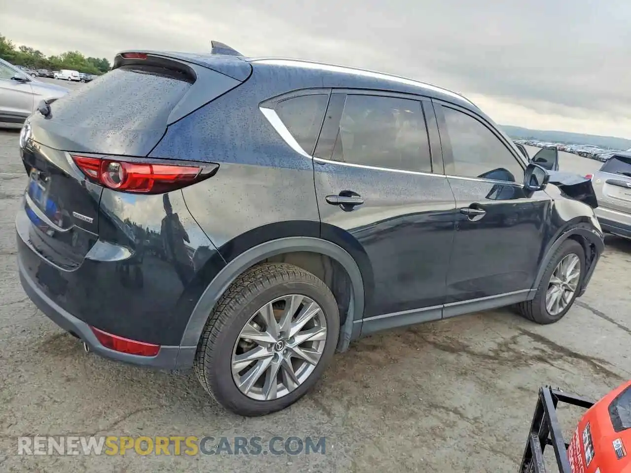 3 Photograph of a damaged car JM3KFBDMXM1480300 MAZDA CX-5 2021