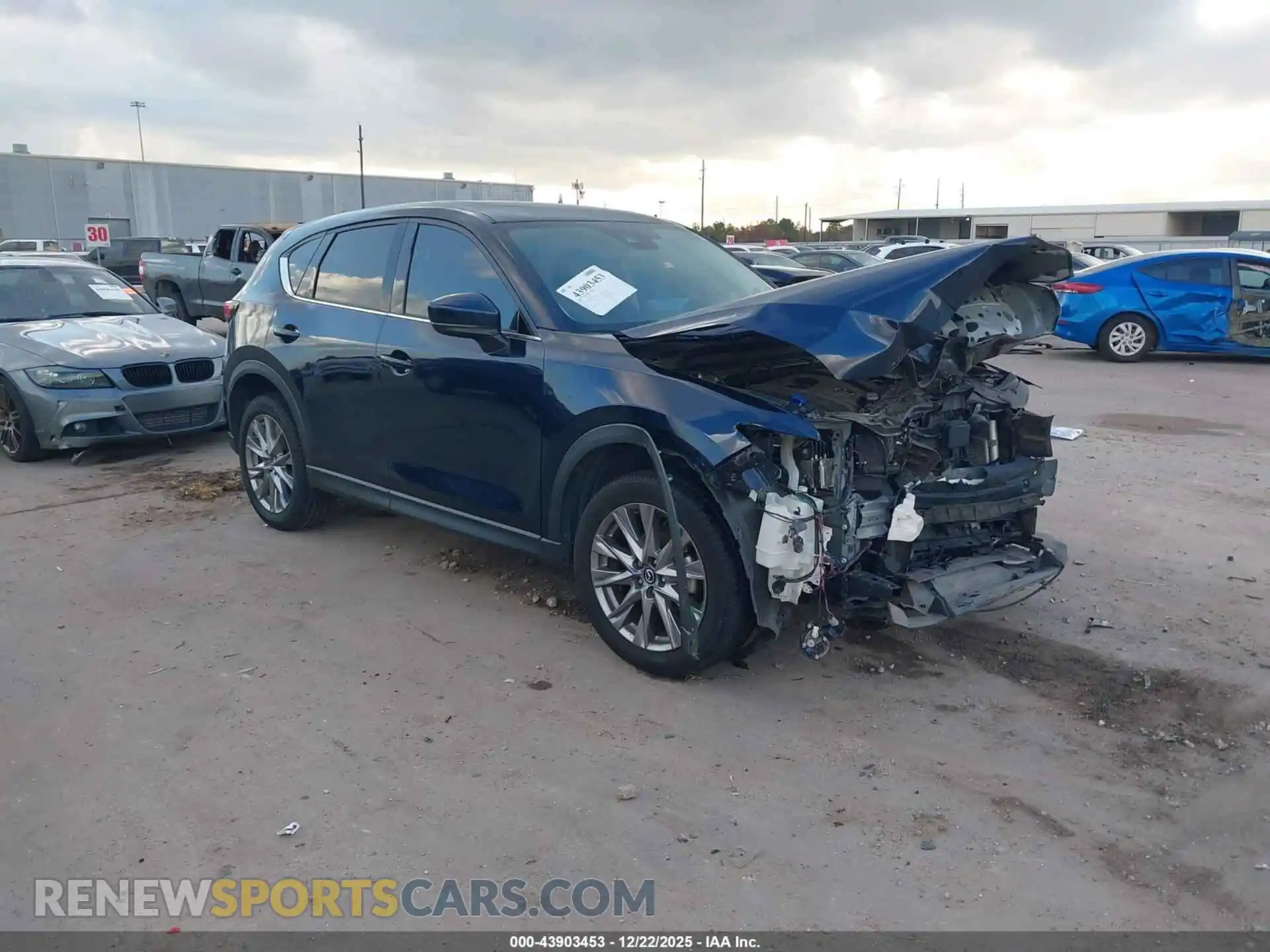 1 Photograph of a damaged car JM3KFBDMXM1481561 MAZDA CX-5 2021
