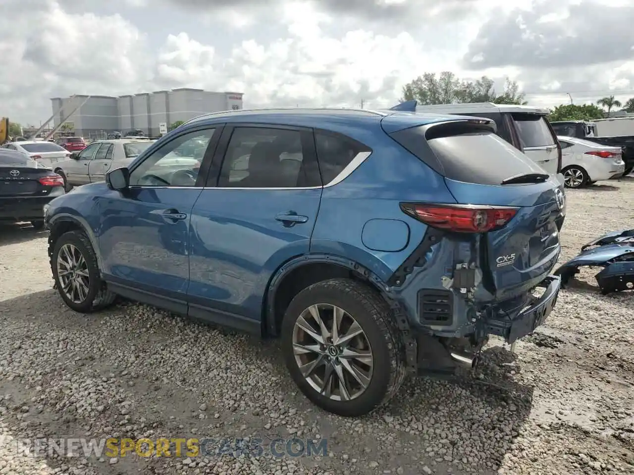 2 Photograph of a damaged car JM3KFBEY2M0393028 MAZDA CX-5 2021