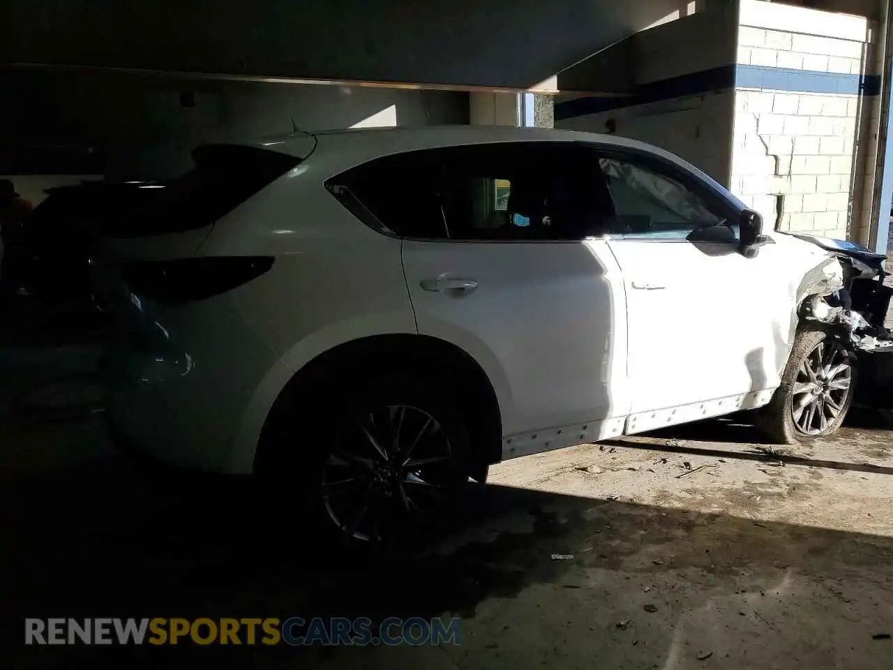 3 Photograph of a damaged car JM3KFBEYXM0464430 MAZDA CX-5 2021