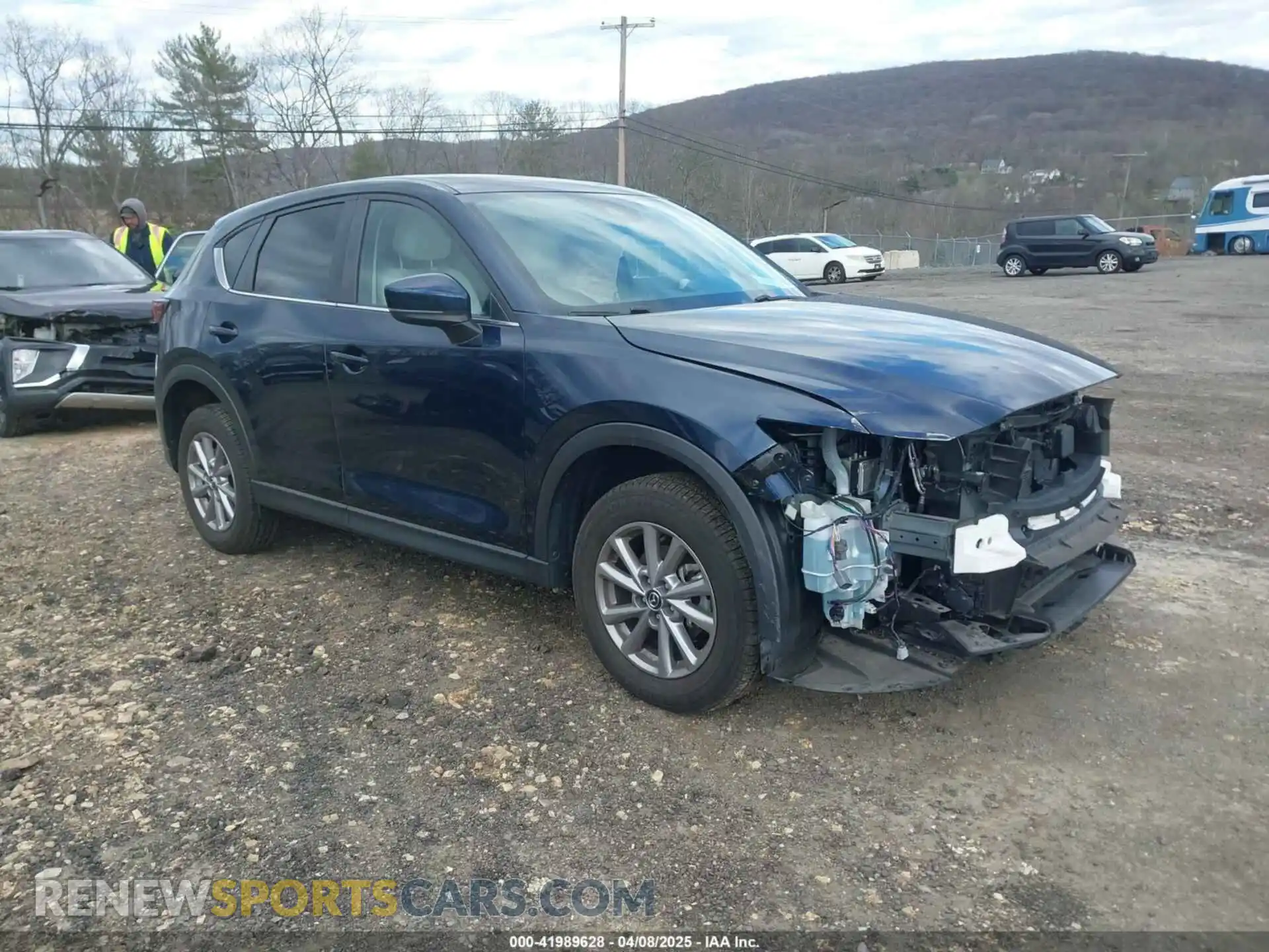 1 Photograph of a damaged car JM3KFBCM3N0577864 MAZDA CX-5 2022
