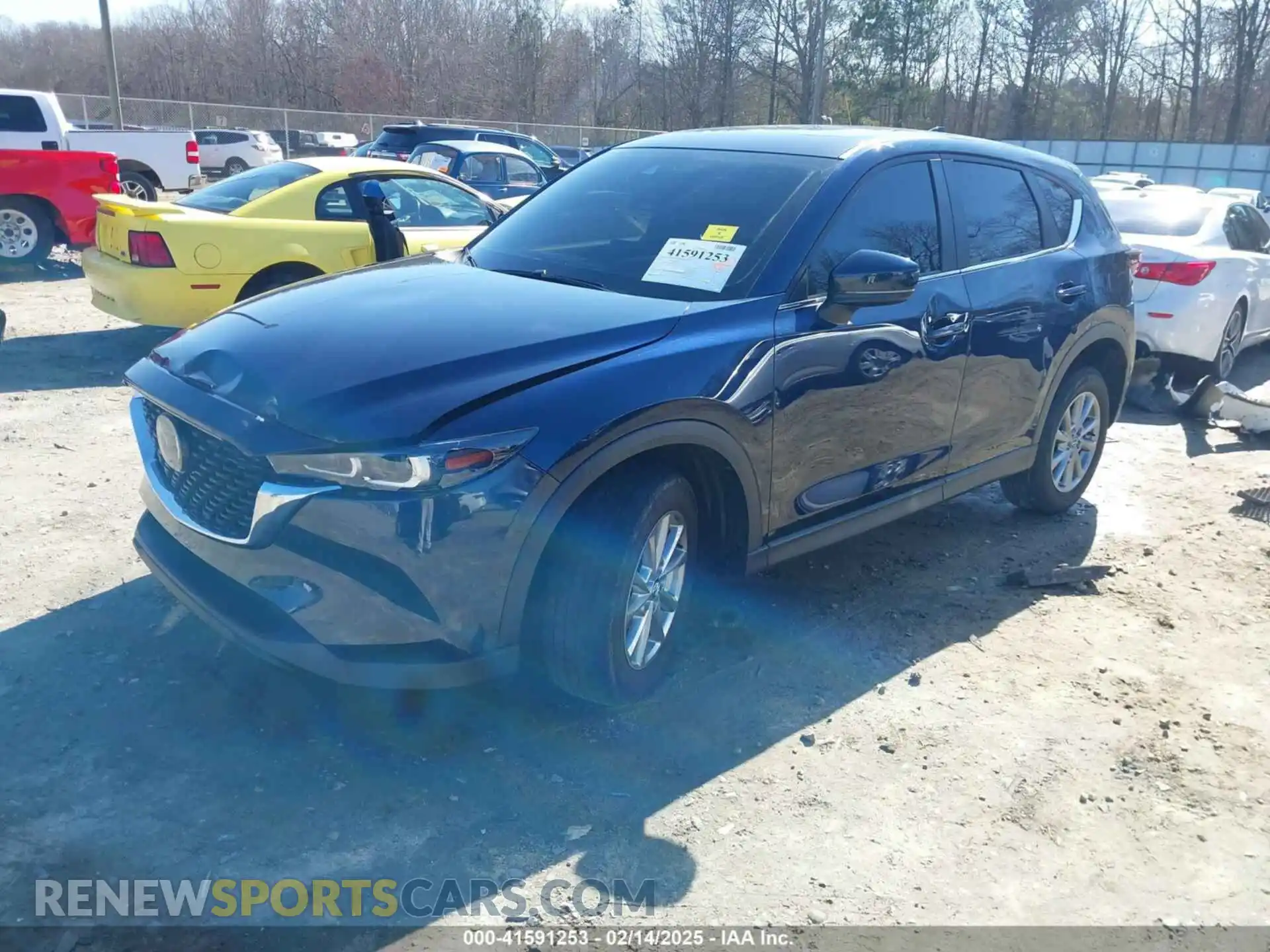 2 fotografías del automóvil dañado JM3KFBCM4N0634699 MAZDA CX-5 2022