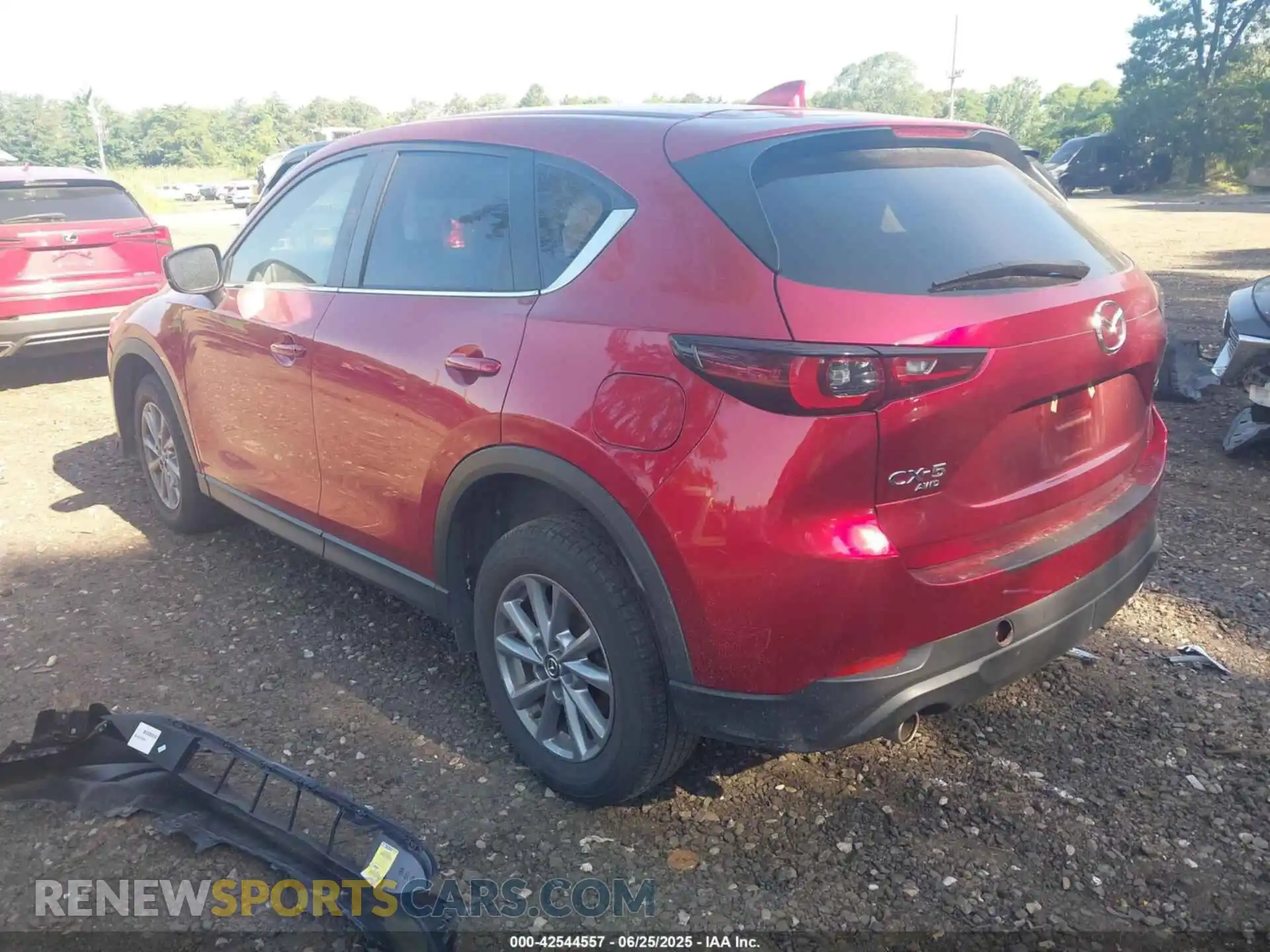 3 Photograph of a damaged car JM3KFBCM5N1576726 MAZDA CX-5 2022