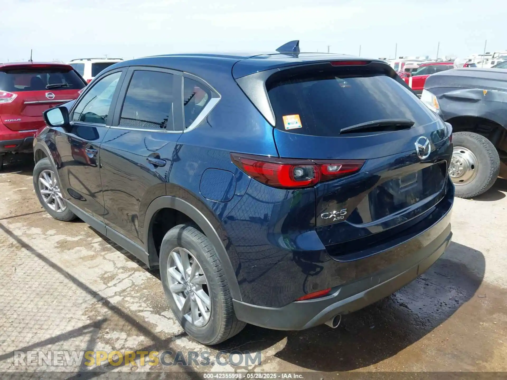 3 Photograph of a damaged car JM3KFBCM6N1581952 MAZDA CX-5 2022