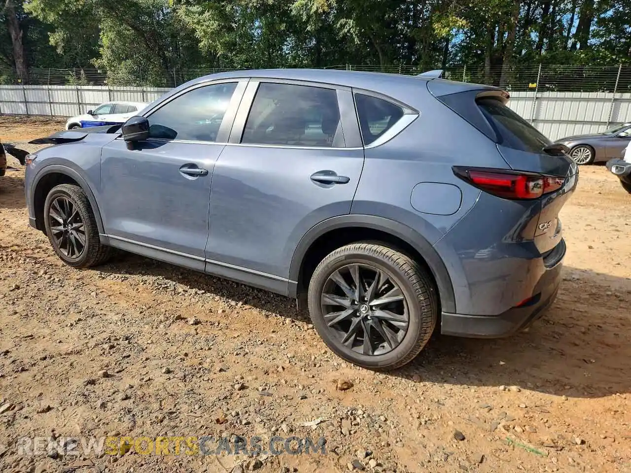 2 fotografías del automóvil dañado JM3KFBCM6N1625500 MAZDA CX-5 2022
