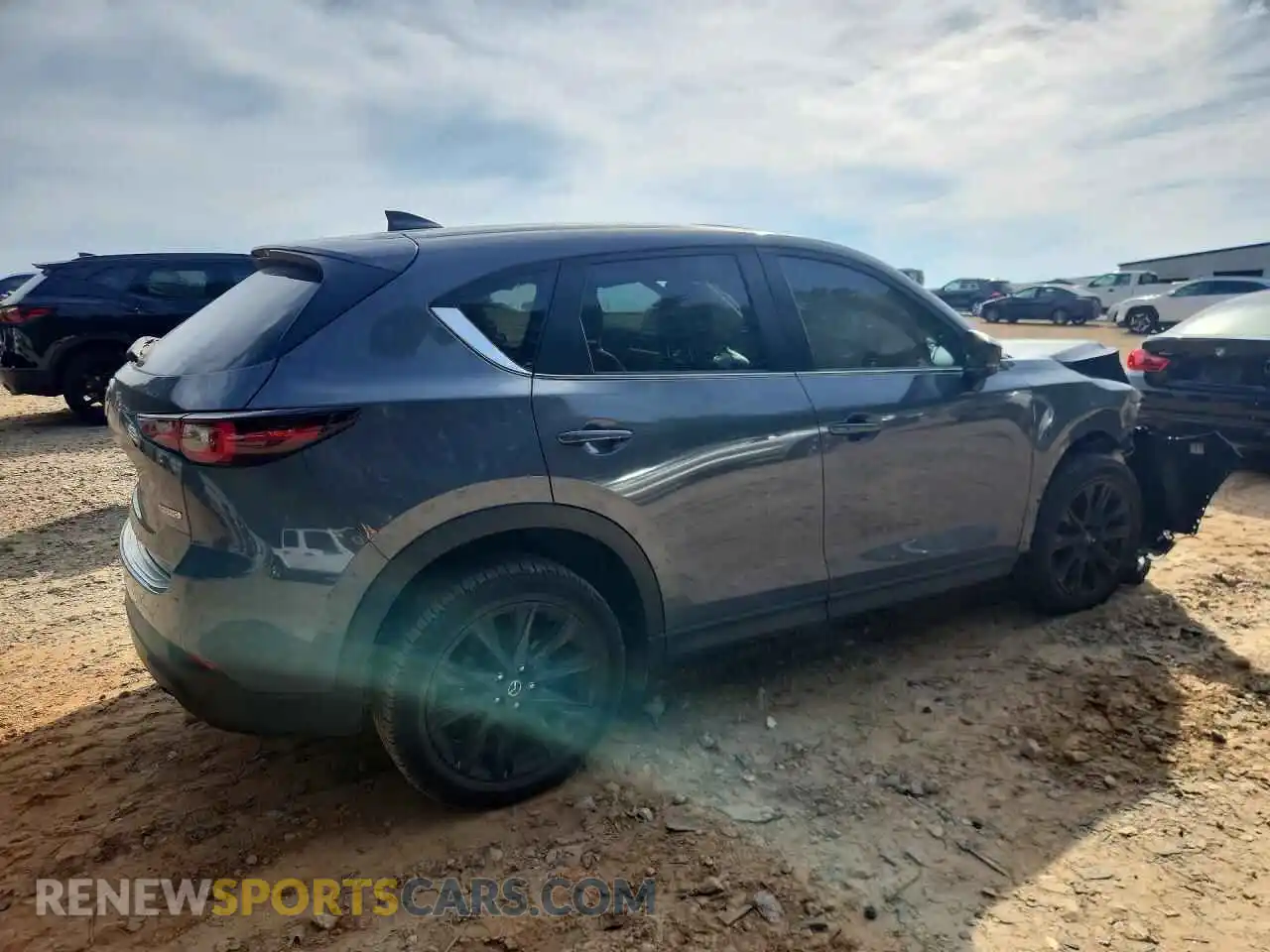 3 fotografías del automóvil dañado JM3KFBCM6N1625500 MAZDA CX-5 2022