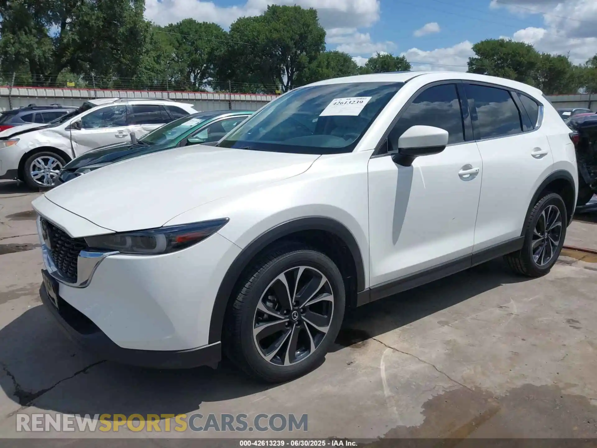 2 fotografías del automóvil dañado JM3KFBDM7N0548849 MAZDA CX-5 2022