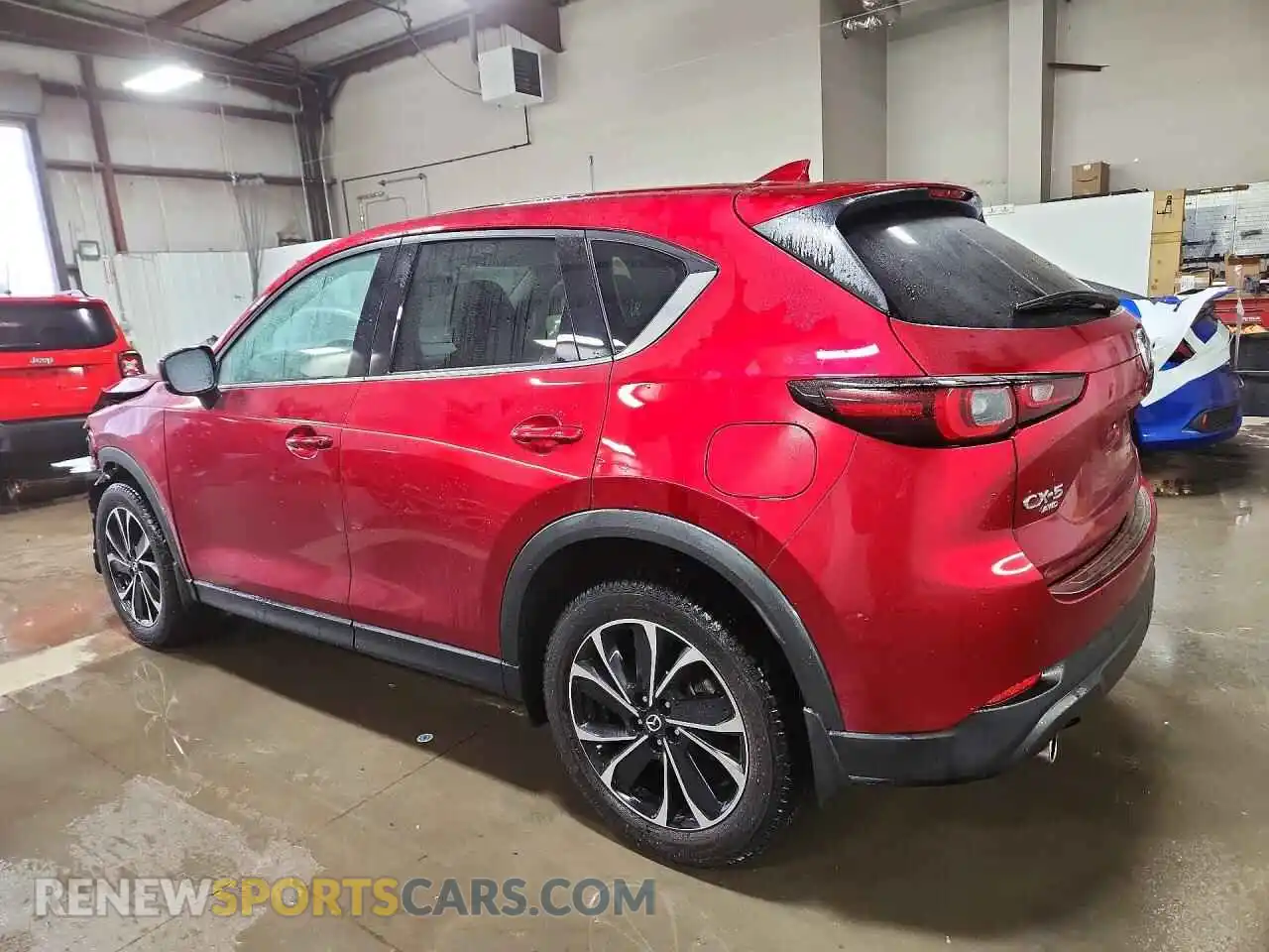 2 fotografías del automóvil dañado JM3KFBEM9N0599901 MAZDA CX-5 2022