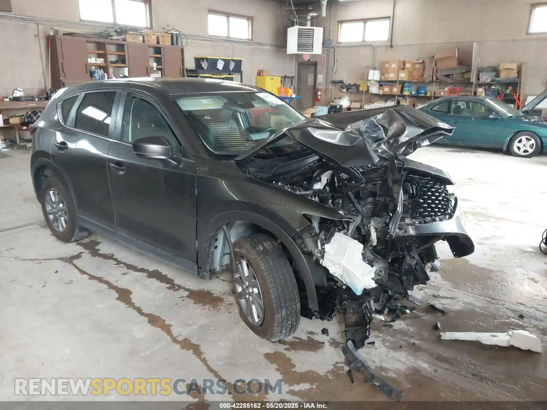1 Photograph of a damaged car JM3KFBBM6P0103752 MAZDA CX-5 2023