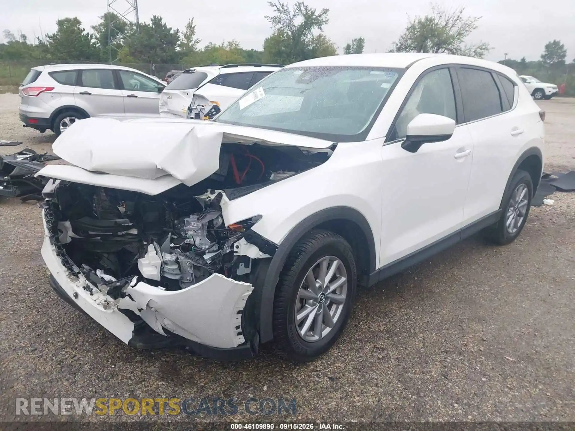2 fotografías del automóvil dañado JM3KFBBM9P0185282 MAZDA CX-5 2023