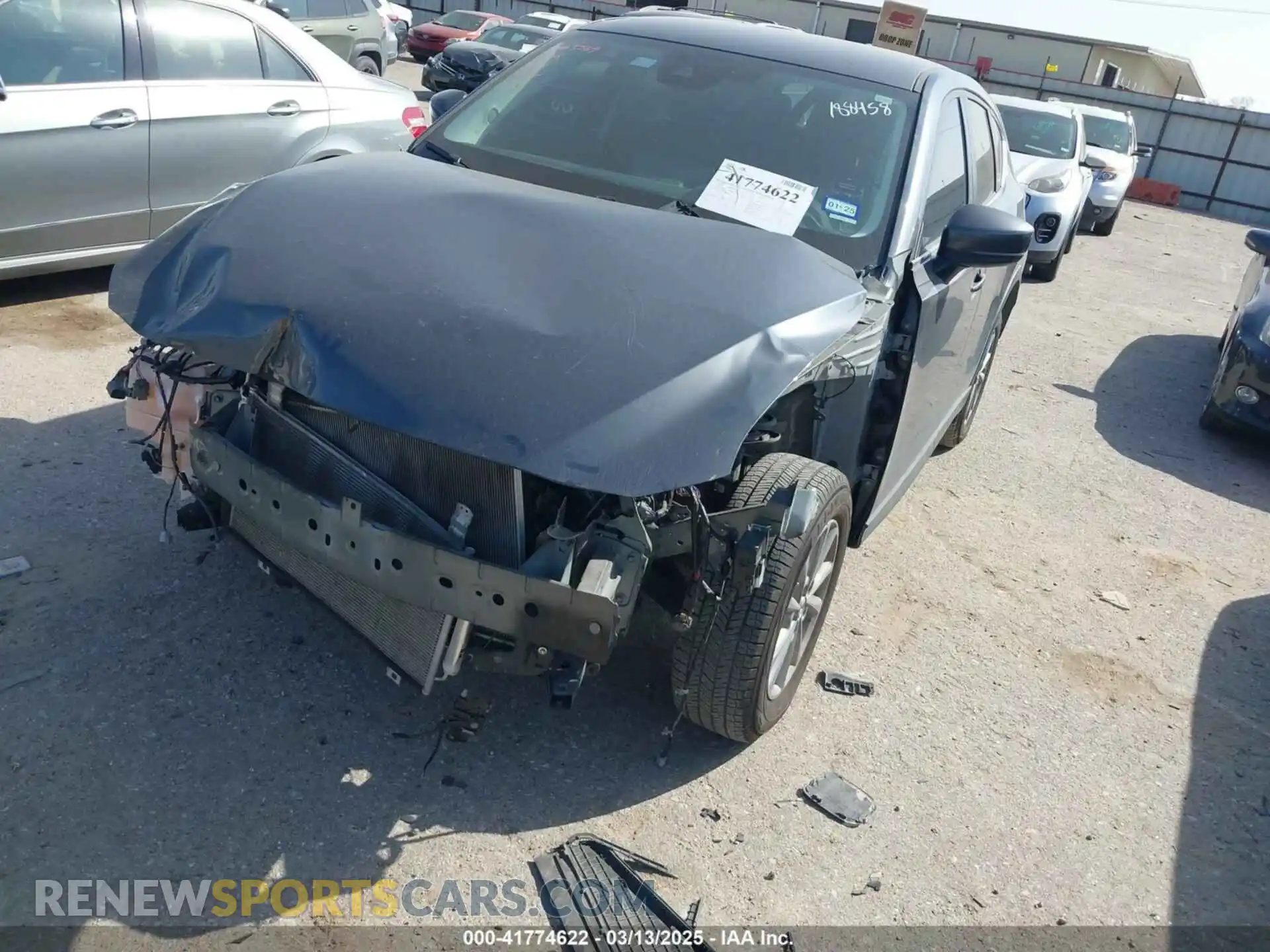 2 fotografías del automóvil dañado JM3KFBBMXP0169205 MAZDA CX-5 2023