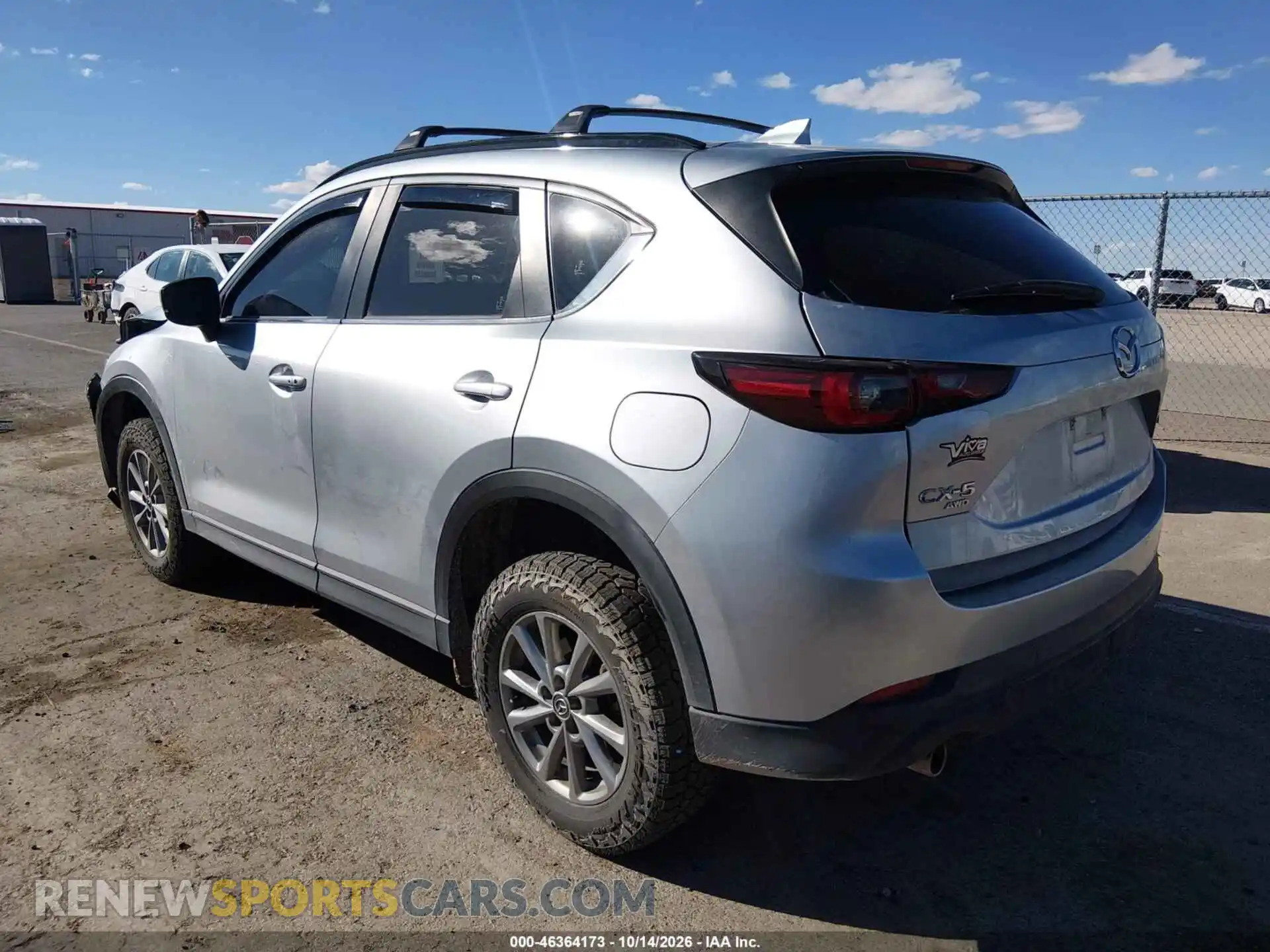 3 fotografías del automóvil dañado JM3KFBCM0P0142738 MAZDA CX-5 2023