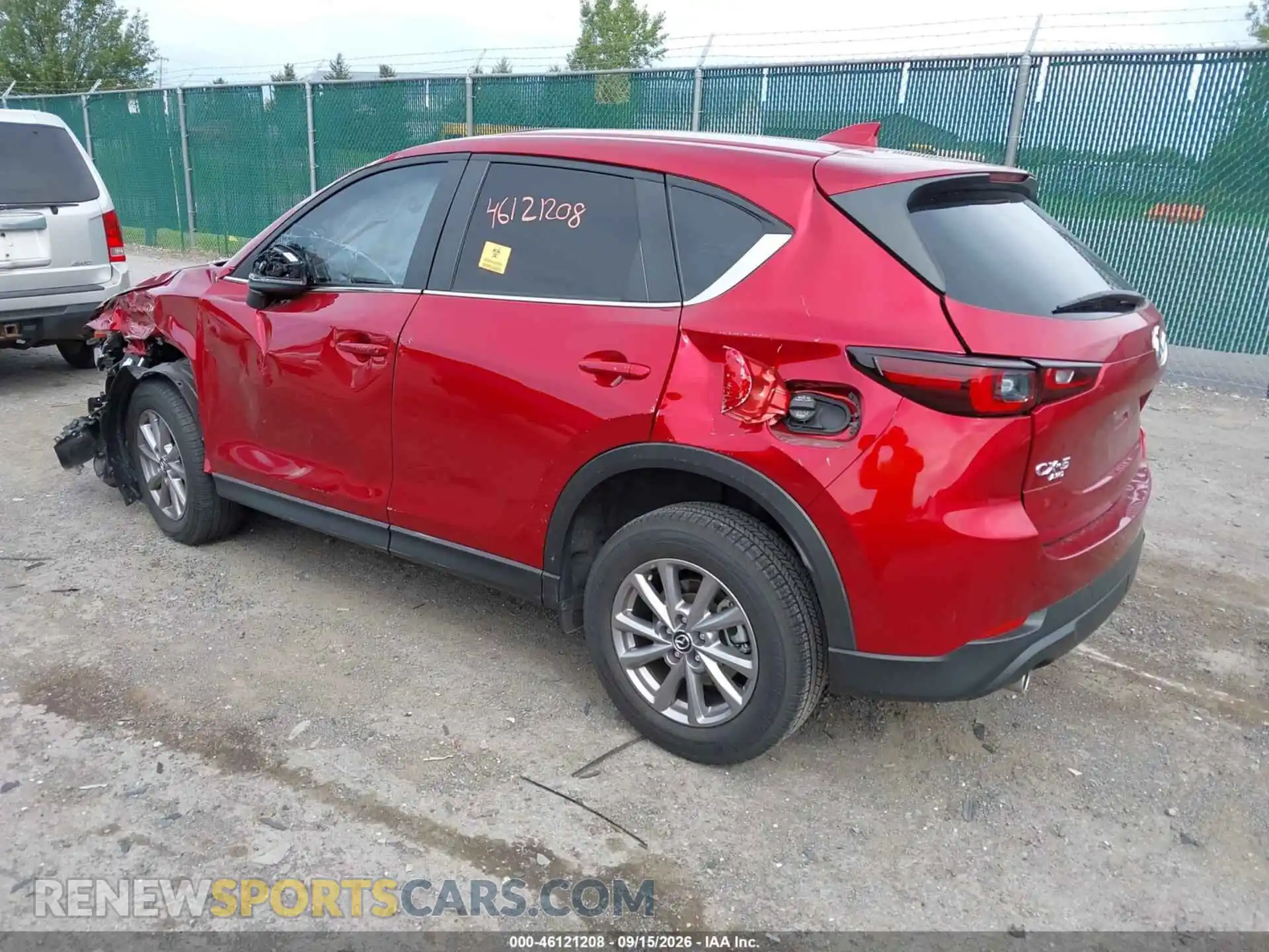 3 fotografías del automóvil dañado JM3KFBCM4P0257679 MAZDA CX-5 2023