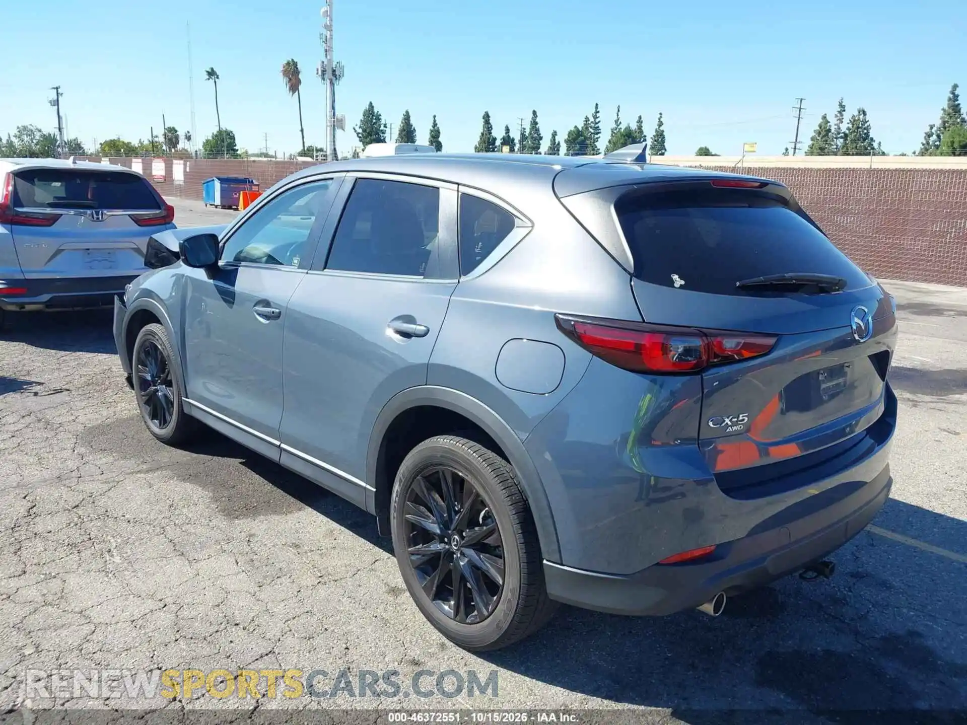 3 fotografías del automóvil dañado JM3KFBCM5P0118130 MAZDA CX-5 2023