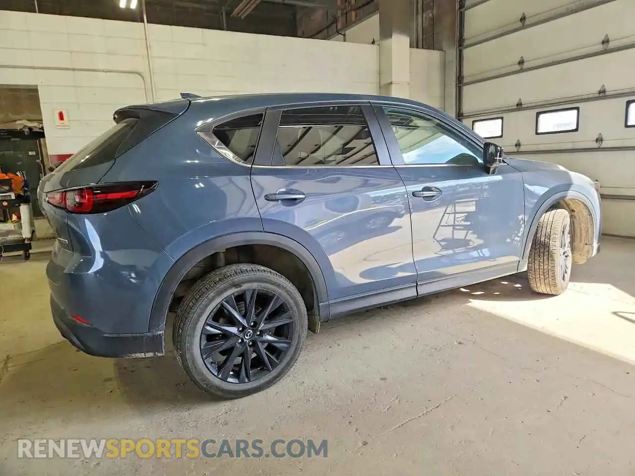 3 fotografías del automóvil dañado JM3KFBCM5P0224349 MAZDA CX-5 2023
