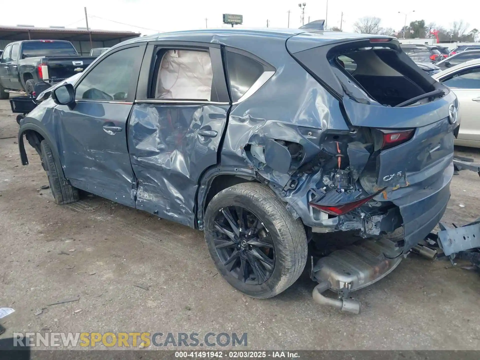 3 Photograph of a damaged car JM3KFBCM5P0257027 MAZDA CX-5 2023