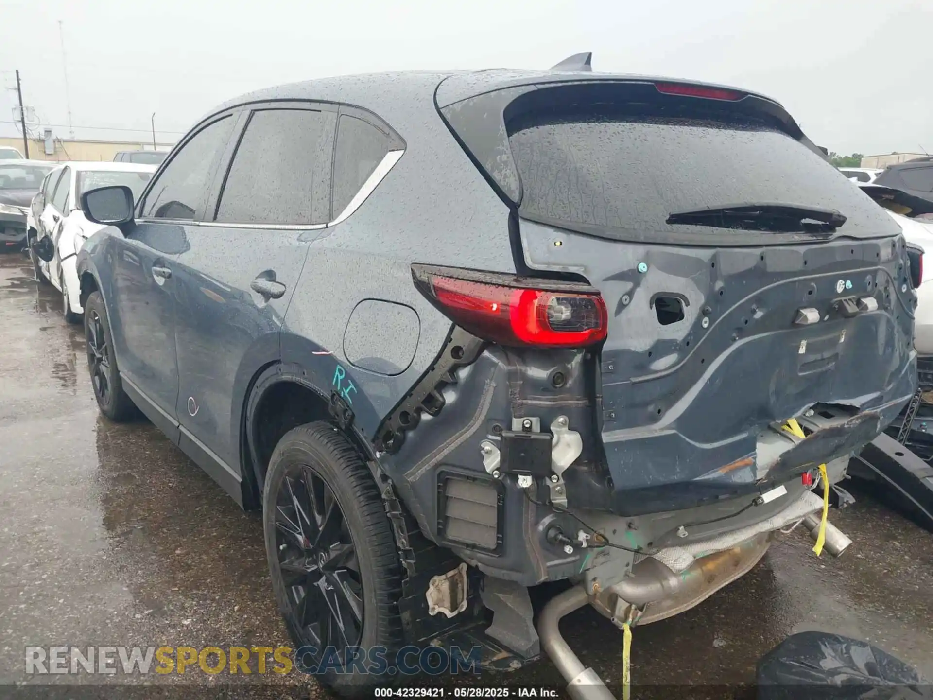3 Фотография поврежденного автомобиля JM3KFBCM7P0104374 MAZDA CX-5 2023