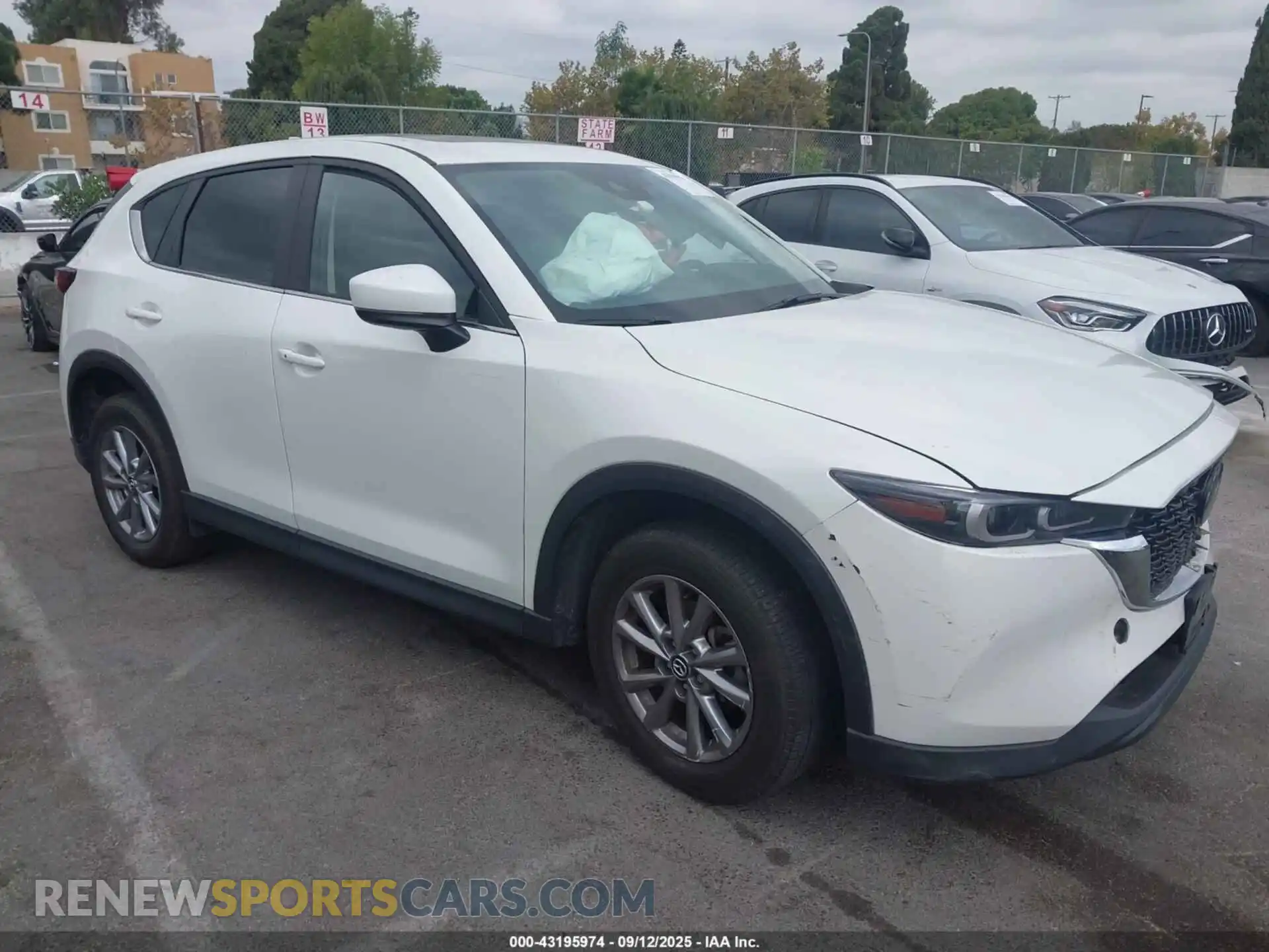 1 Photograph of a damaged car JM3KFBCM9P0174121 MAZDA CX-5 2023